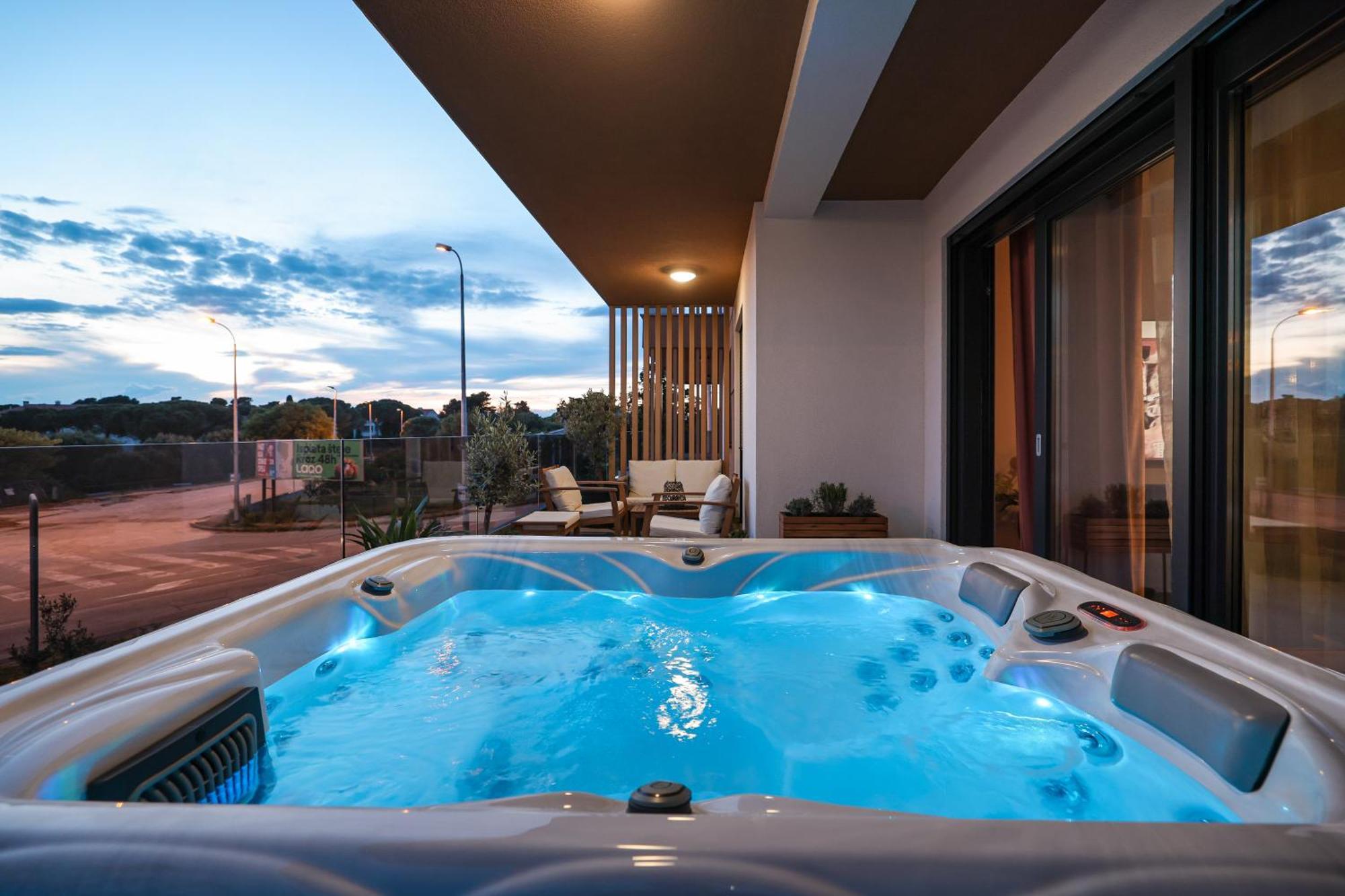 Luma Luxury Apartment With Jacuzzi Zadar Zewnętrze zdjęcie