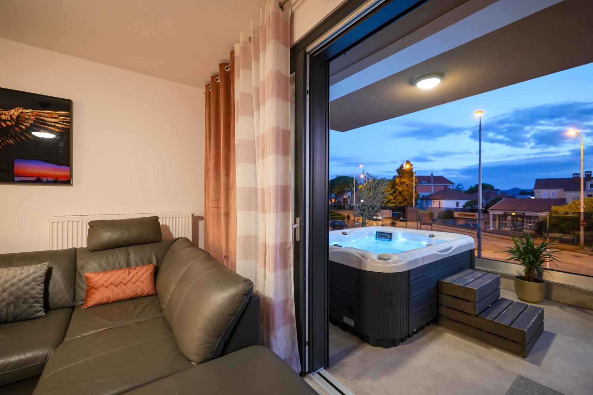 Luma Luxury Apartment With Jacuzzi Zadar Zewnętrze zdjęcie